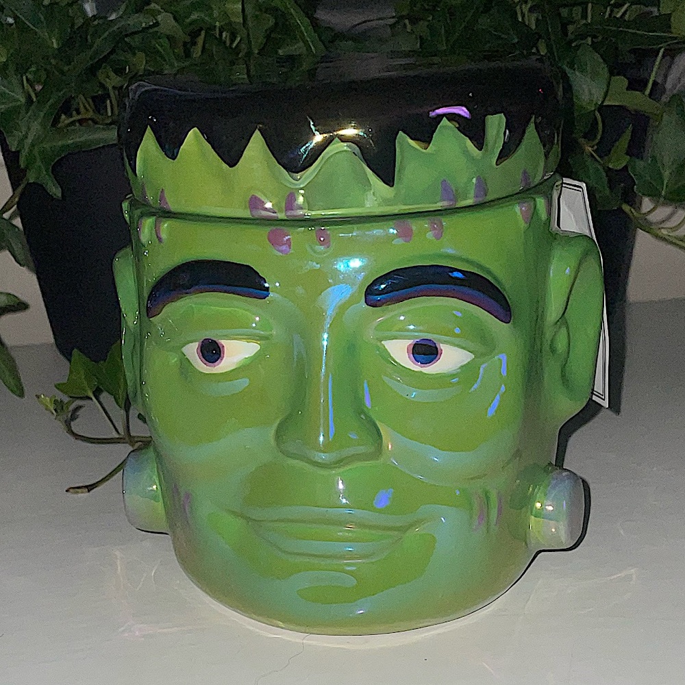 Martha Stewart  Iridescent Frankenstein Canister Candle